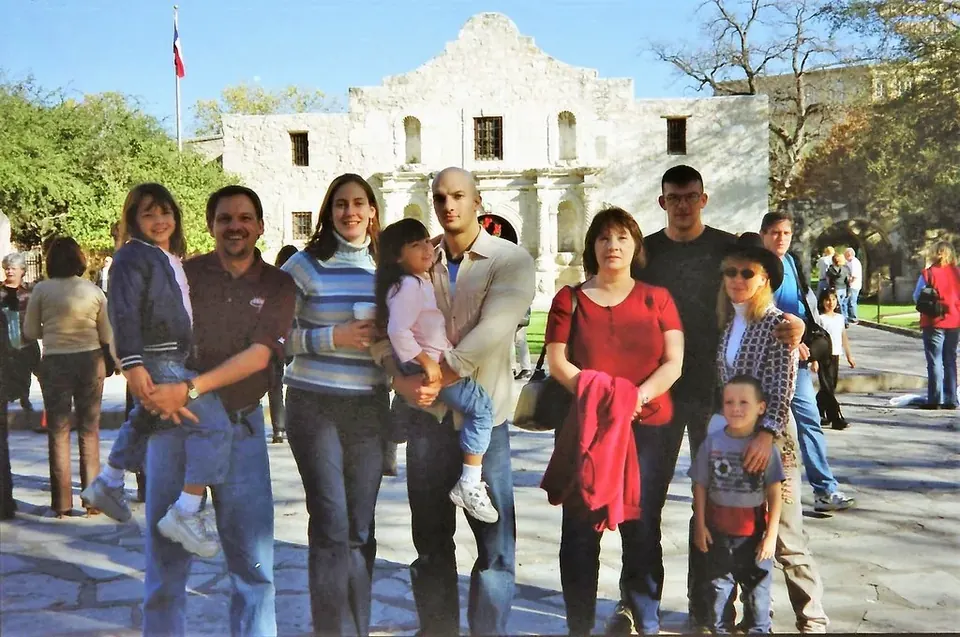 2003 Family Photo at the Alamo