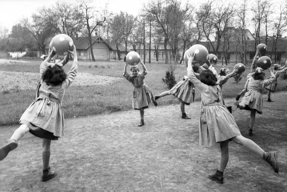 Dancing together · 1959