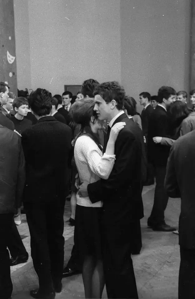 Dancing together · 1964